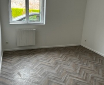 Location Appartement 2 pièces Saint-Quentin (02100)